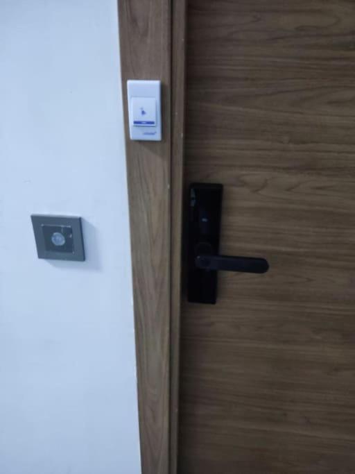 Superbe Appartement Avec Parking Gratuit Et Garde Dakar Dış mekan fotoğraf